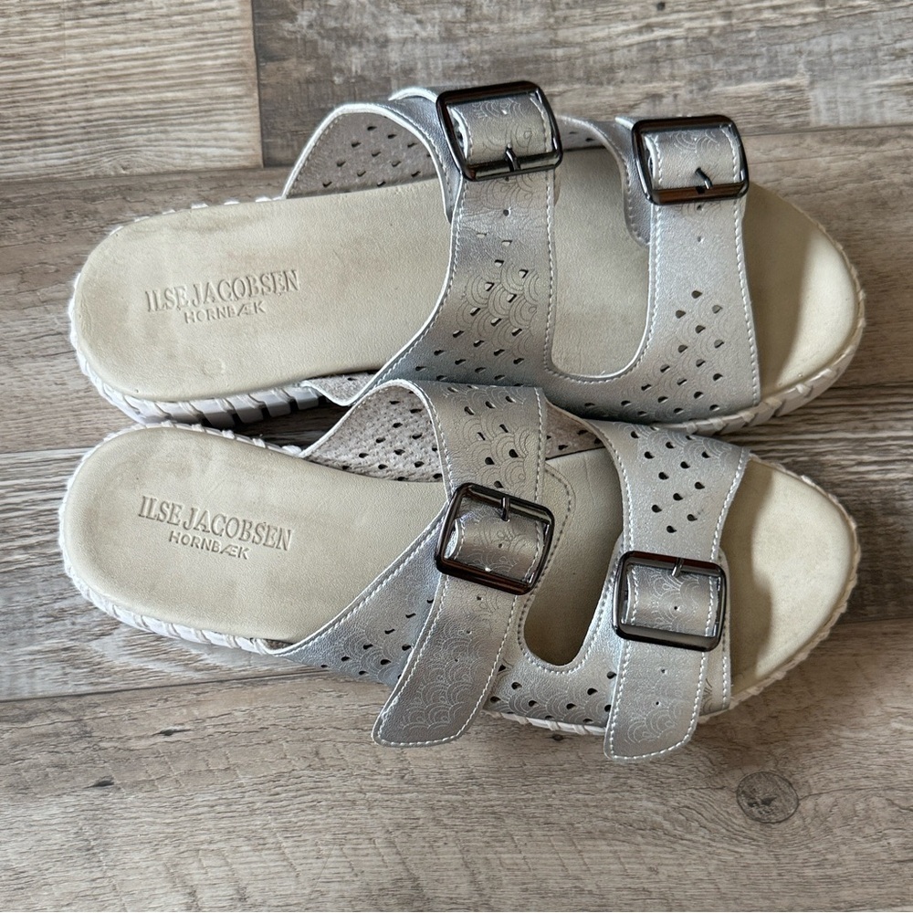 Ilse Jacobsen White and silver Double Buckle Sandals size 39 - Picture 2 of 6